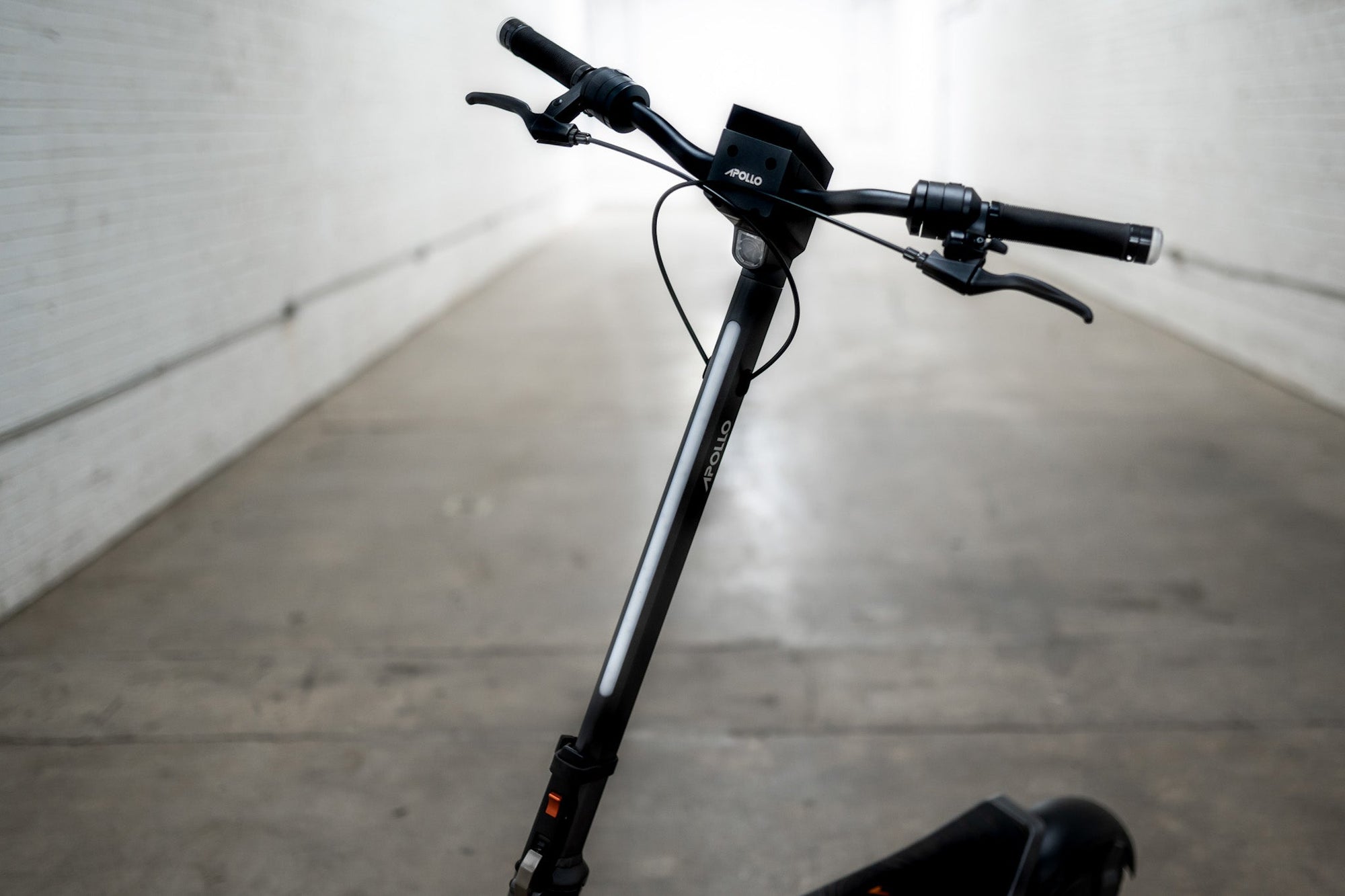 APOLLO PHANTOM 2.0 (52V) | High-Performance Off-Road Electric Scooter ...