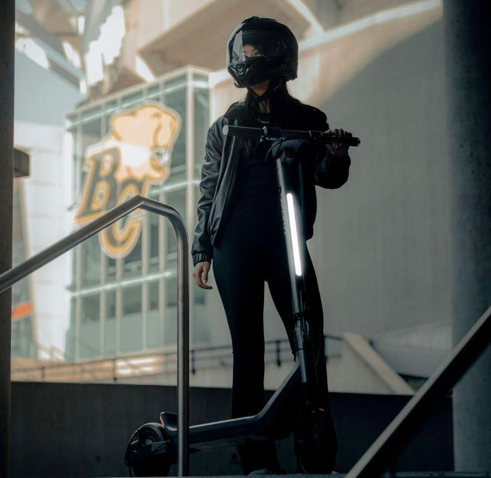 13 Crucial E-scooter Safety Tips & Tricks